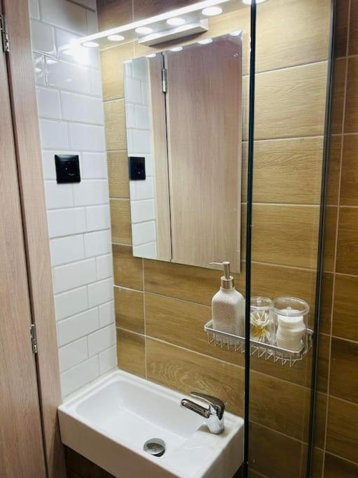 Luxury No4 Apartment In Ladadika Thessalonique Extérieur photo