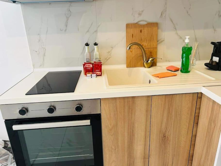 Luxury No4 Apartment In Ladadika Thessalonique Extérieur photo